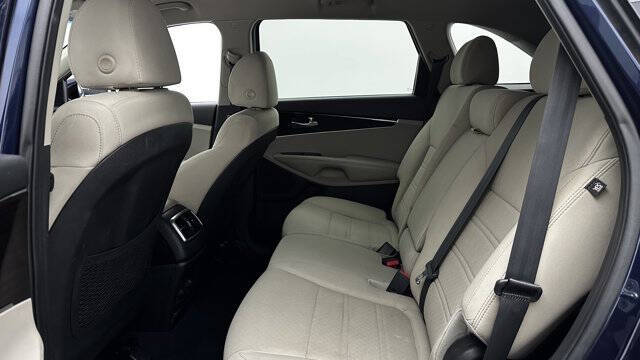 2019 Kia Sorento LX V6