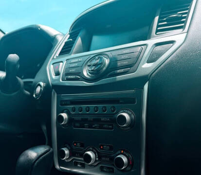 2017 Nissan Pathfinder SL