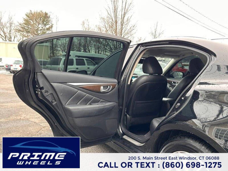 2014 Infiniti Q50 Premium