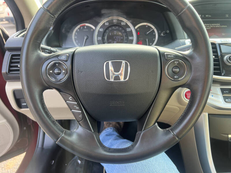 2015 Honda Accord EX-L V-6 photo 29