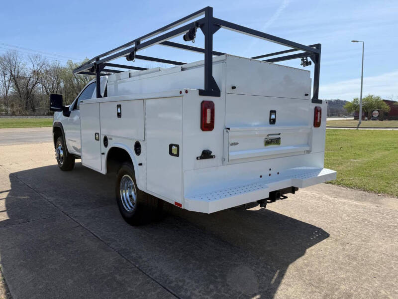 2022 GMC Sierra 3500HD CC