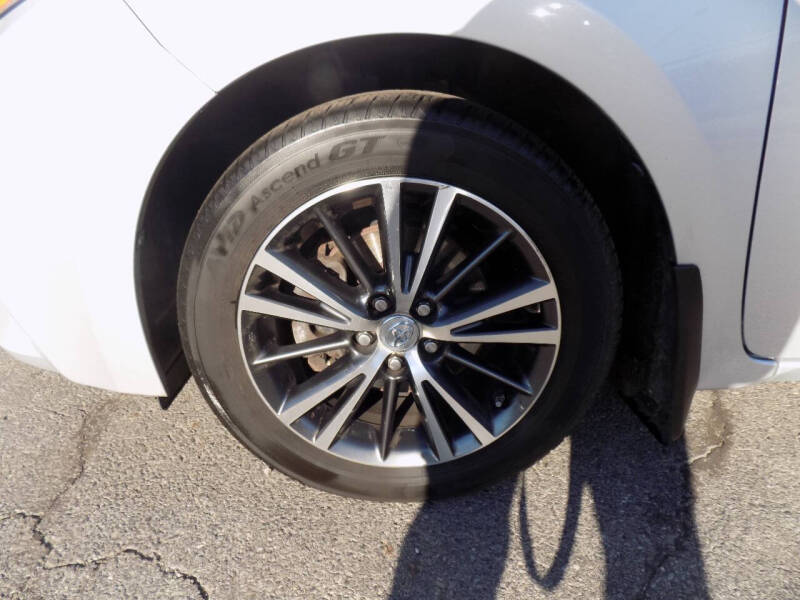 2016 Toyota Corolla LE Premium