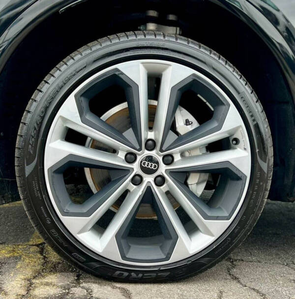 2023 Audi Q5 Sportback quattro S line Prem Plus 45 TFSI