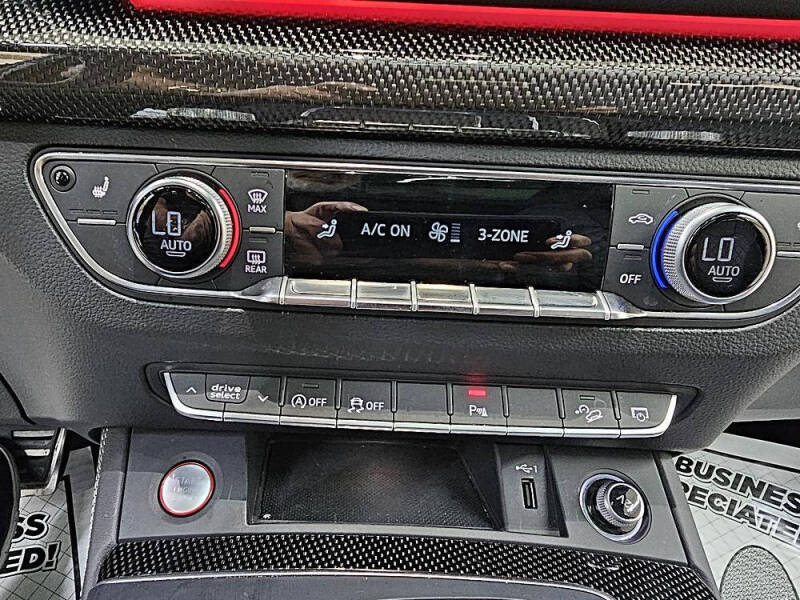 2018 Audi SQ5 3.0T quattro Prestige