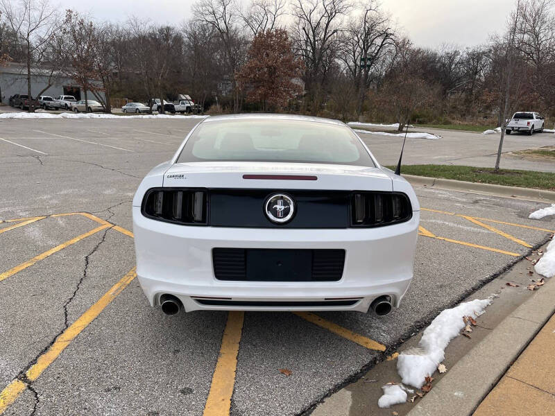 2014 Ford Mustang V6