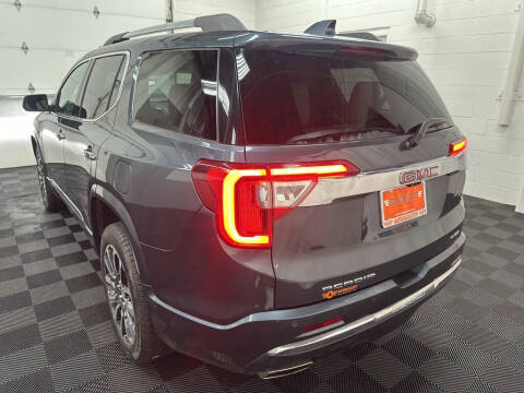 2020 GMC Acadia Denali