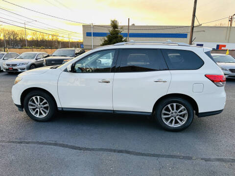 2016 Nissan Pathfinder SV