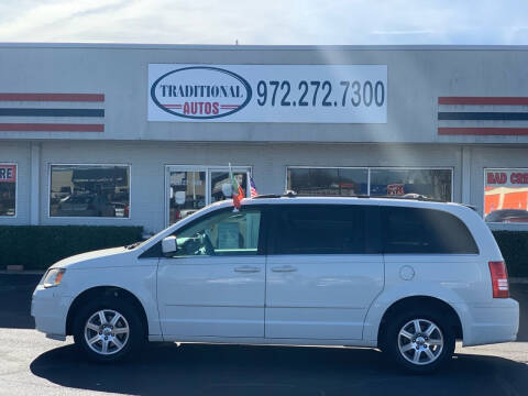 2008 Chrysler Town and Country for sale at Traditional Autos in Dallas TX