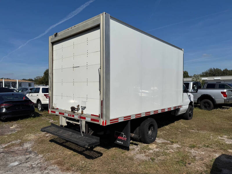 2021 Ford E-Series E-450 SD
