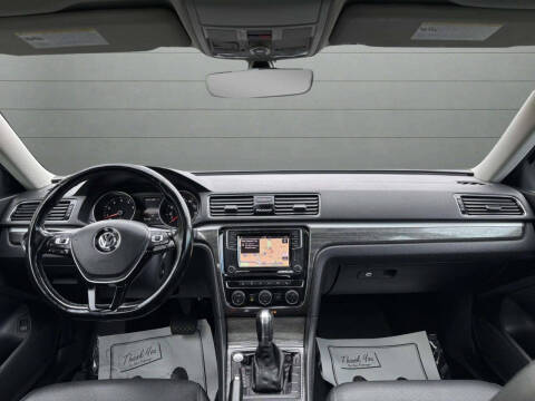 2018 Volkswagen Passat 2.0T SE