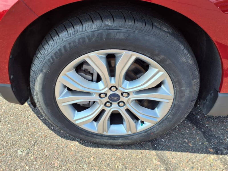 2021 Ford Edge Titanium