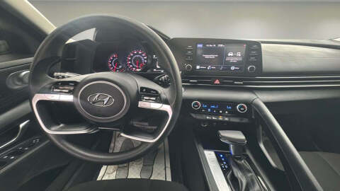 2022 Hyundai Elantra