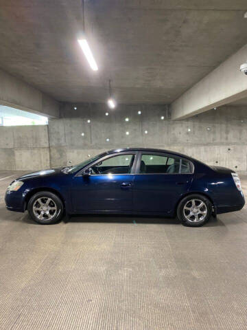 2006 Nissan Altima for sale at ALPINE MOTORS in Milwaukie OR