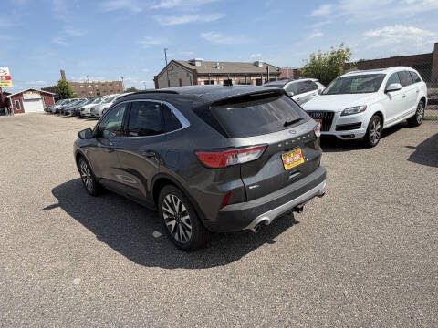 2020 Ford Escape Titanium