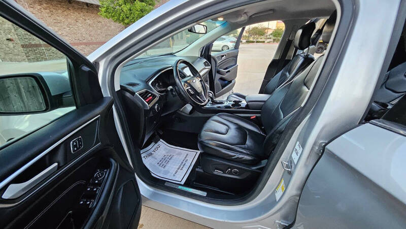 2016 Ford Edge Titanium