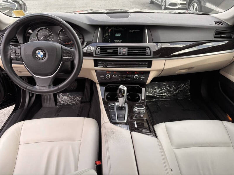 2014 BMW 5 Series 528i