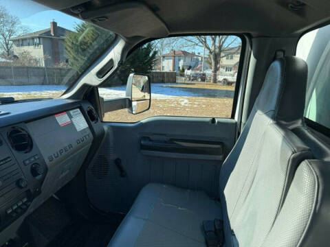 2013 Ford F-650 Super Duty