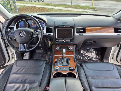 2014 Volkswagen Touareg TDI Lux