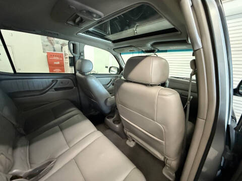 2004 Toyota Sequoia Limited