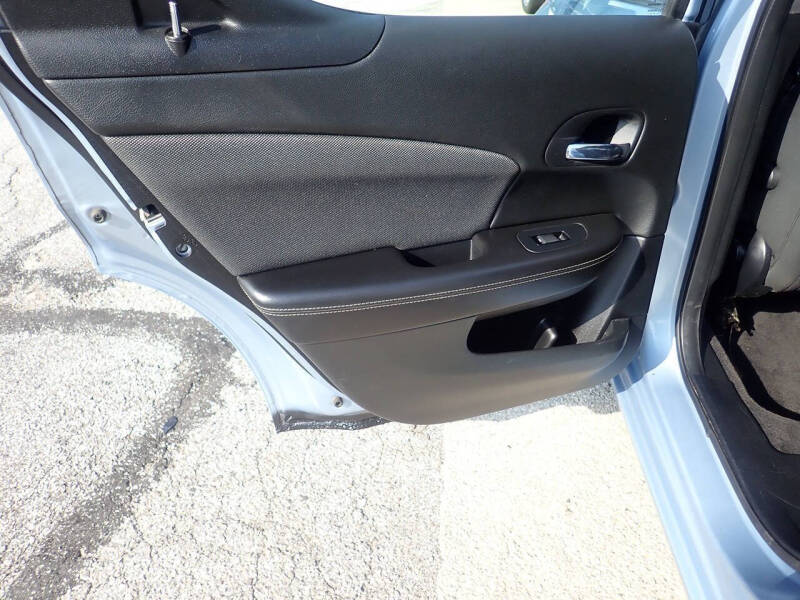2013 Dodge Avenger SE