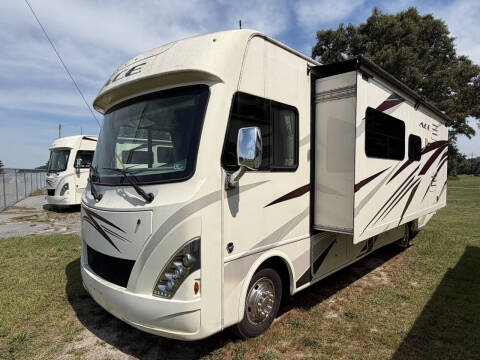 2018 Thor Motor Coach Ace 30.4