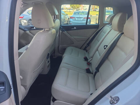 2014 Volkswagen Tiguan S 4Motion