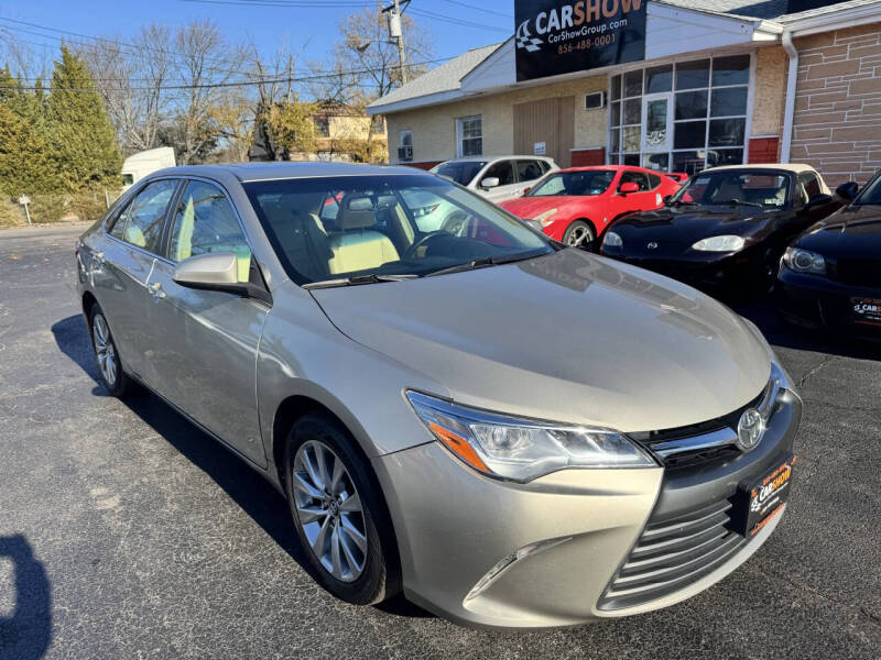 2017 Toyota Camry XLE's photo