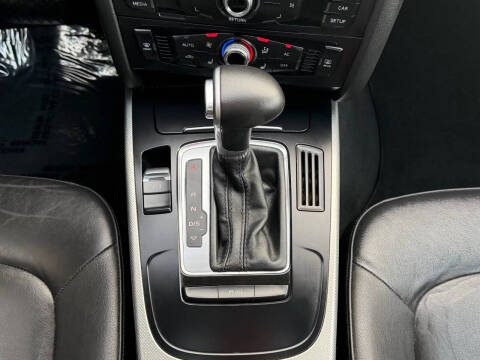 2014 Audi A4 2.0T quattro Premium