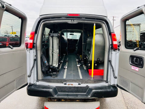 2017 Chevrolet Express LS 3500