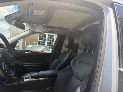 2014 Mercedes-Benz GL-Class GL 550 4MATIC