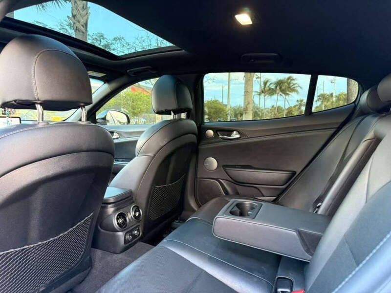 2023 Kia Stinger GT-Line