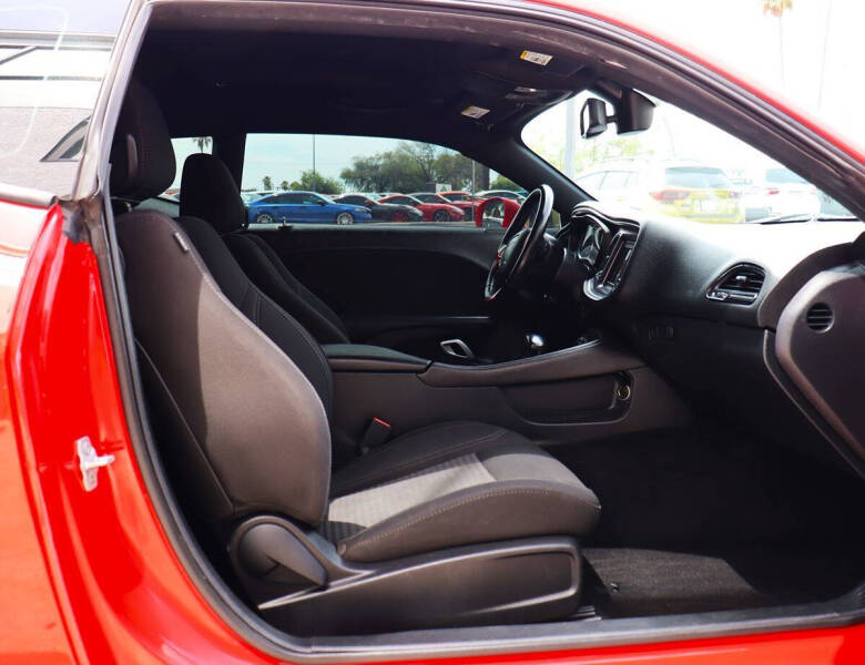 2018 Dodge Challenger SXT