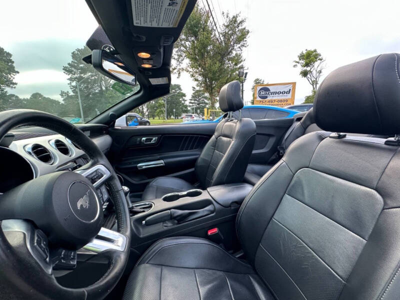 2017 Ford Mustang EcoBoost Premium