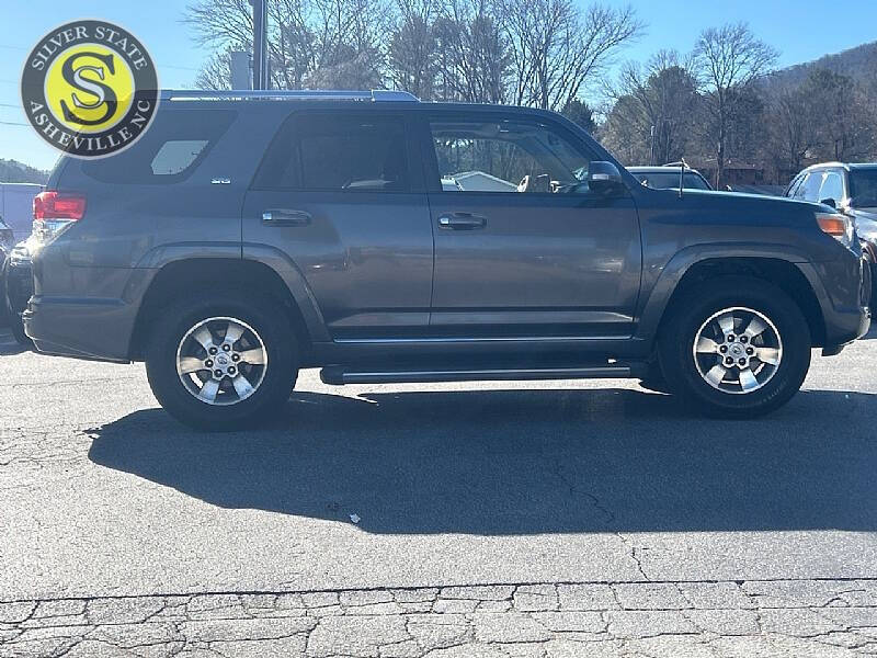 2011 Toyota 4Runner SR5