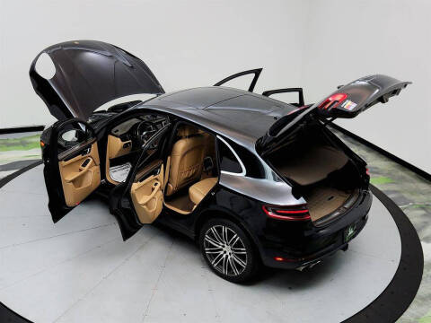 2016 Porsche Macan S