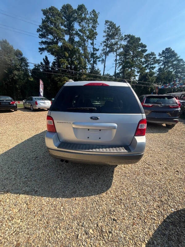 2005 Ford Freestyle SE