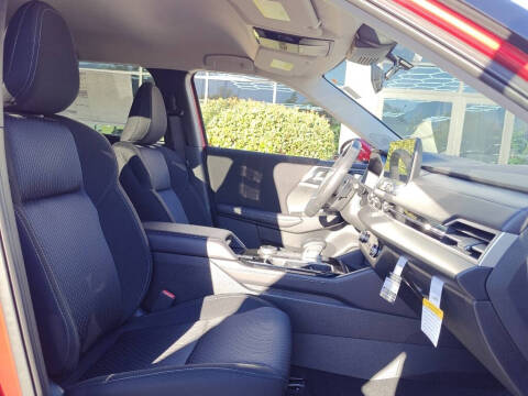 2025 Mitsubishi Outlander ES