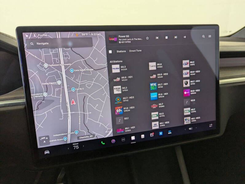 2023 Tesla Model X Standard Range