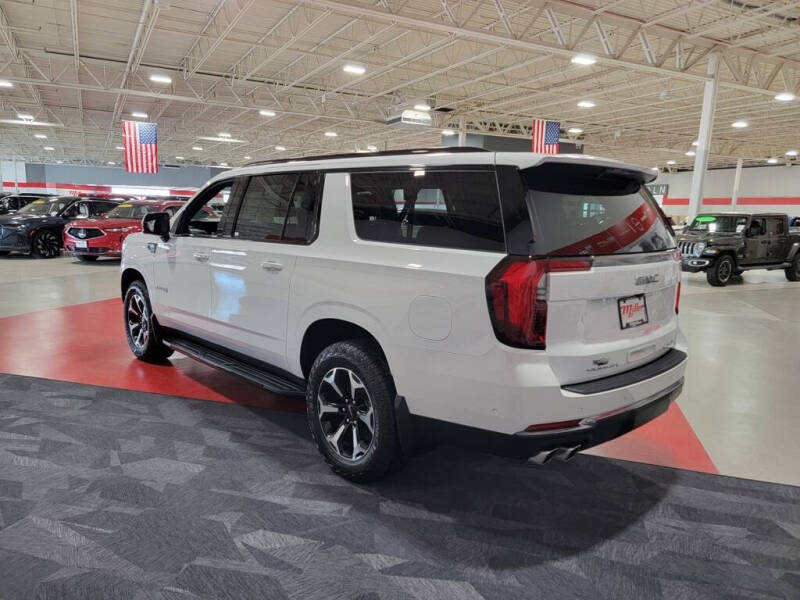 2025 GMC Yukon XL AT4
