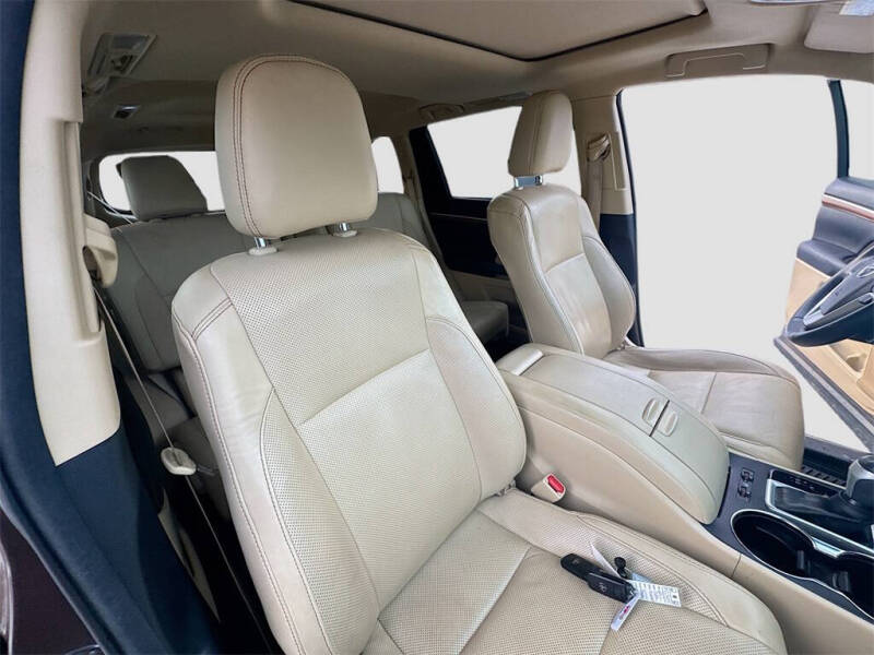 2017 Toyota Highlander Limited Platinum