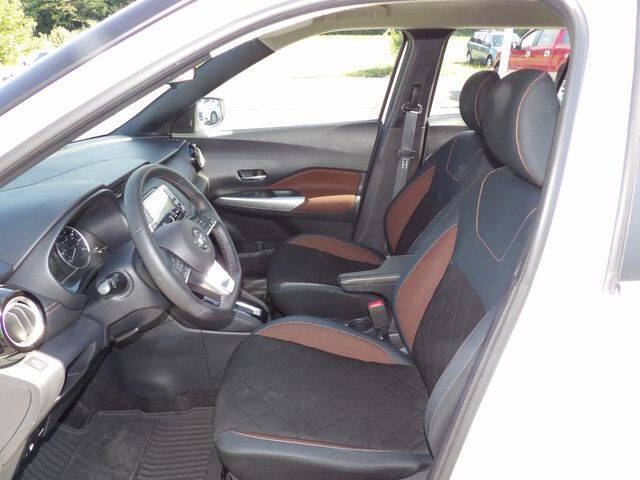 2019 Nissan Kicks SR
