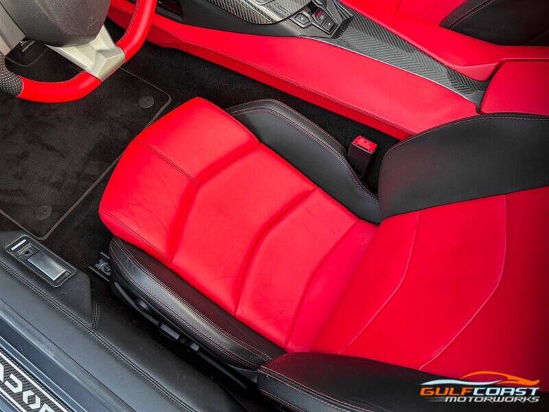 2016 Lamborghini Aventador LP 700-4