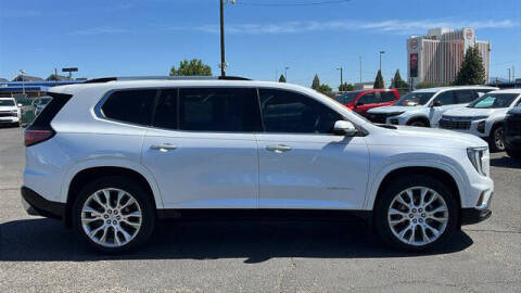2024 GMC Acadia Denali