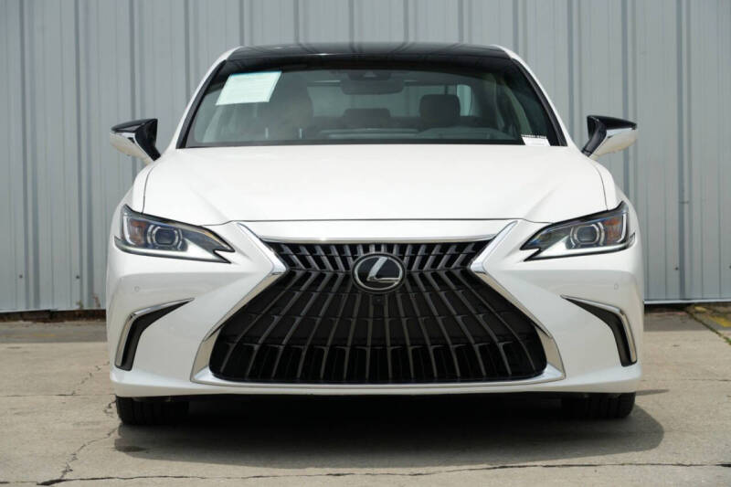 2022 Lexus ES 350 Luxury