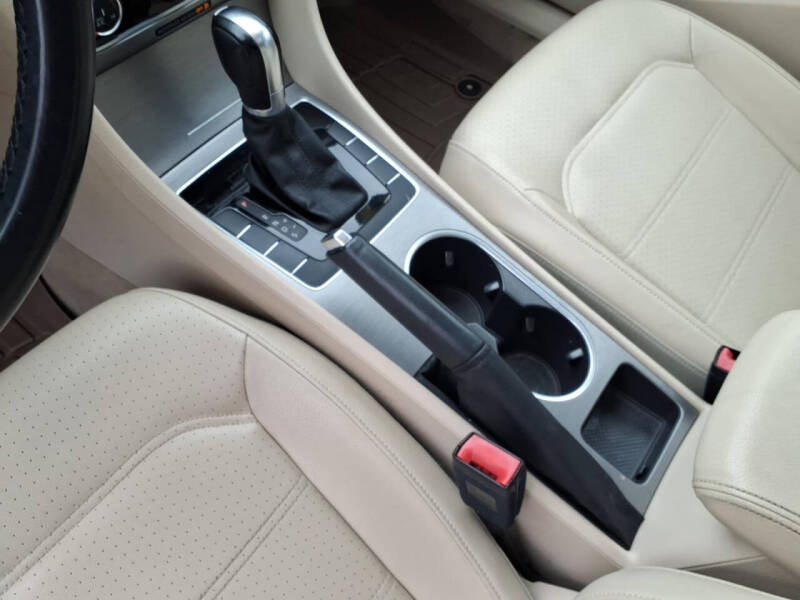 2014 Volkswagen Passat