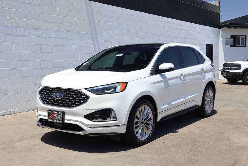 2020 Ford Edge Titanium