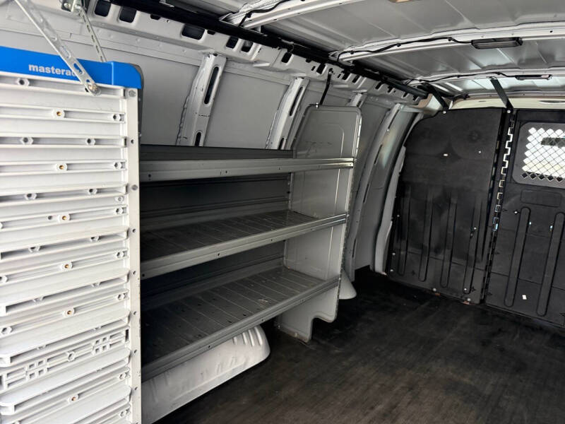 2019 Chevrolet Express 2500