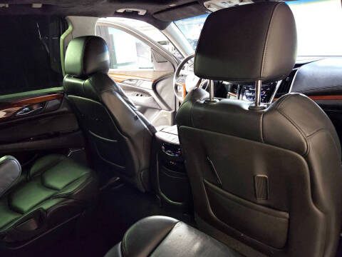 2015 Cadillac Escalade Luxury