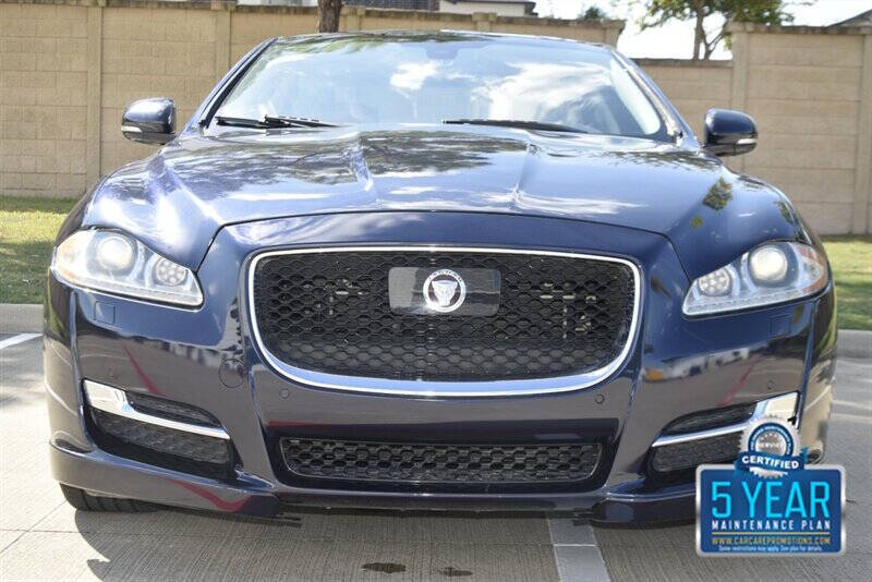 2016 Jaguar XJ R-Sport
