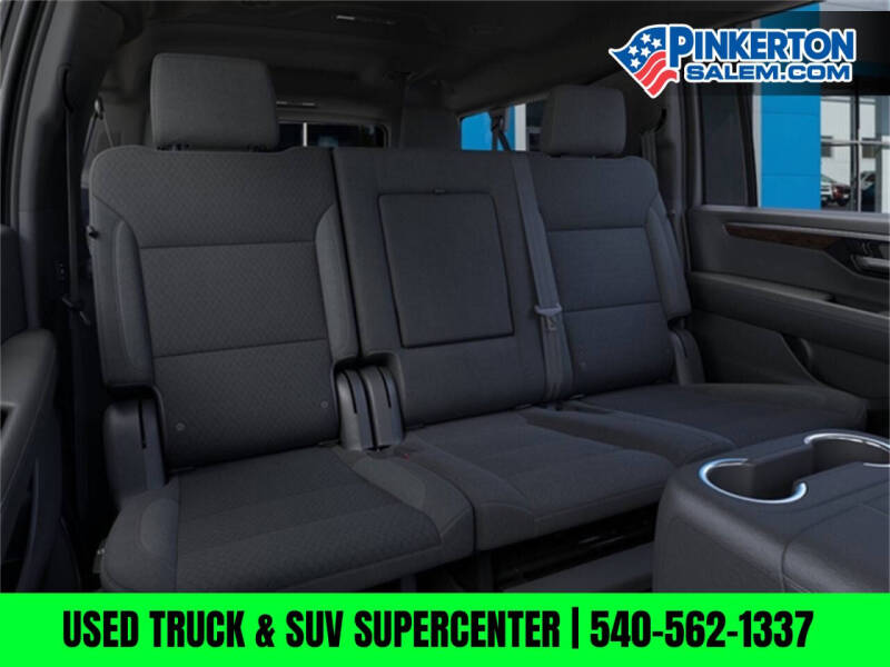 2025 Chevrolet Suburban LS